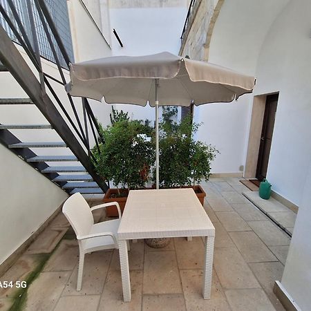 B&B Residenza Pizziniaco Lecce Bagian luar foto