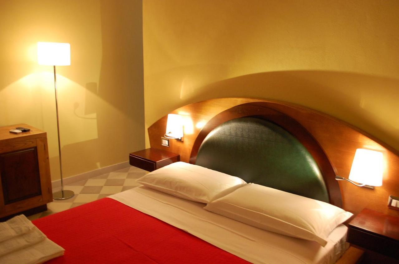 B&B Residenza Pizziniaco Lecce Ruang foto