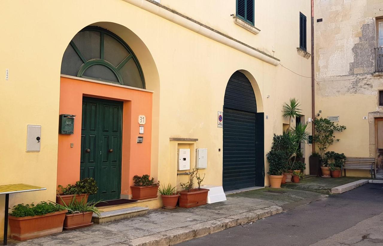 B&B Residenza Pizziniaco Lecce Bagian luar foto