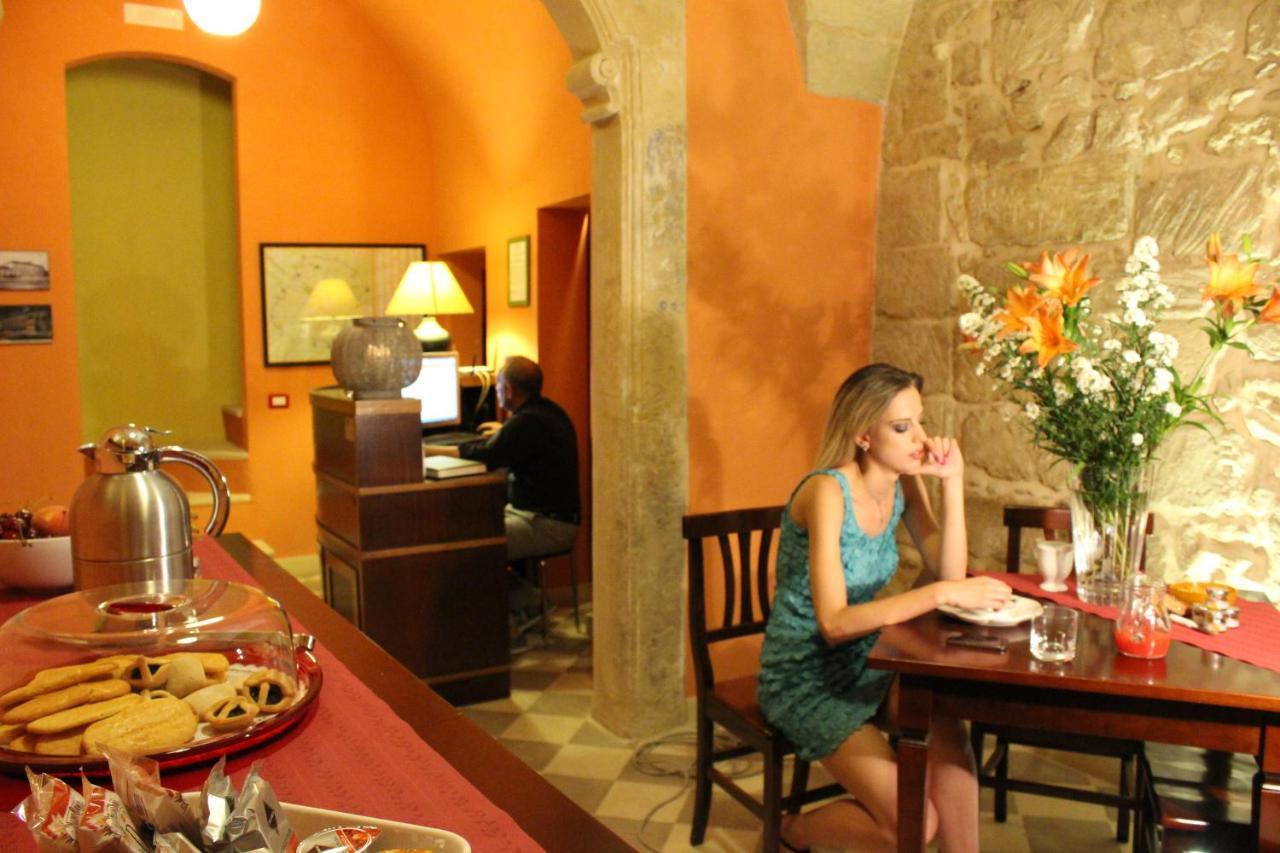 B&B Residenza Pizziniaco Lecce Bagian luar foto
