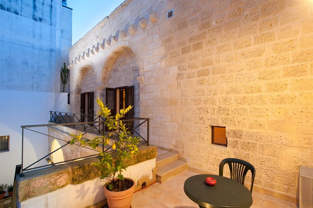 B&B Residenza Pizziniaco Lecce Bagian luar foto