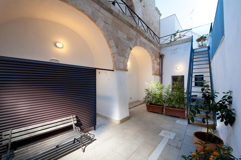 B&B Residenza Pizziniaco Lecce Bagian luar foto
